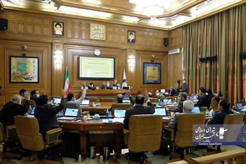 در صحن شورا به تصویب رسید:  اصلاح حدود اختیارات کمیسیون های داخلی مناطق / باید سیاست ساخت و ساز رونق یابد